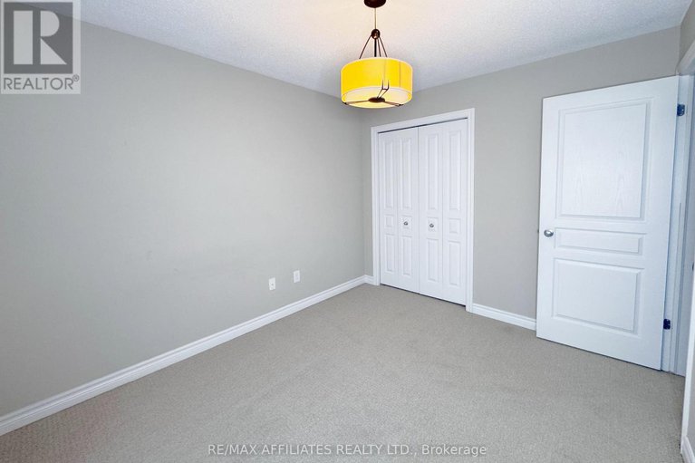 29142673/232-cooks-mill-crescent/riverside-south/ottawa/ontario/K1V2N1_22