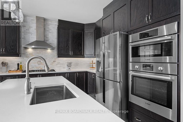 29414212/353-sweetclover-way/avalon-west/ottawa/ontario/K4A1E6_22