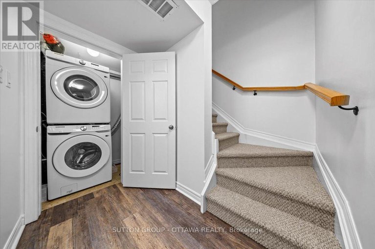 28527540/a-310-everest-private/elmvale-acres/ottawa/ontario/K1G4E3_13