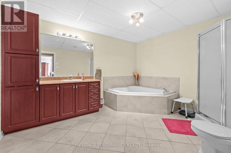 29447131/206-2360-albert-street/town-of-rockland/clarence-rockland/ontario/K4K0C4_45