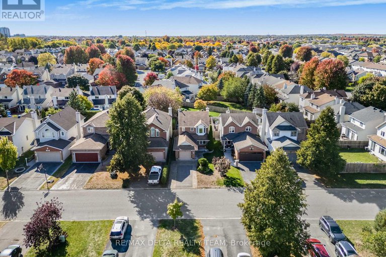 29095359/18-longshire-circle/longfields/ottawa/ontario/K2J4K7_35