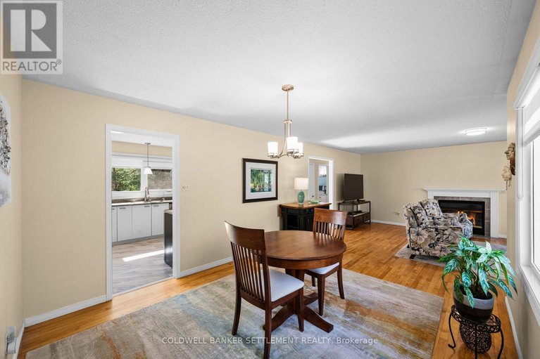 29662329/355-otty-way/drummondnorth-elmsley-north-elmsley-twp/drummondnorth-elmsley/ontario/K7H0E5_14