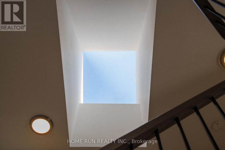 29392520/224-walden-drive/beaverbrook/ottawa/ontario/K2K2M3_24