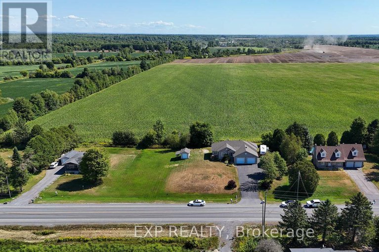 28790575/3403-gendron-road/clarencerockland-twp/clarence-rockland/ontario/K0A2A0_3