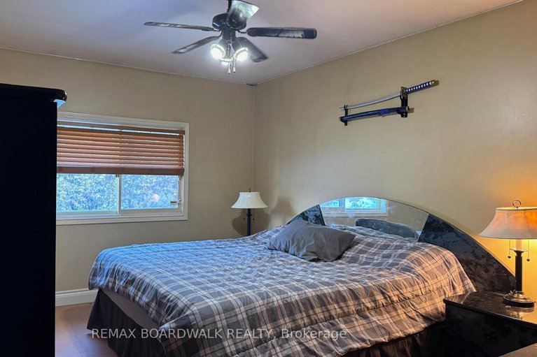 29165003/3042-dangerfield-road-w/north-grenville-twp-kemptville-south/north-grenville/ontario/K0G1J0_16