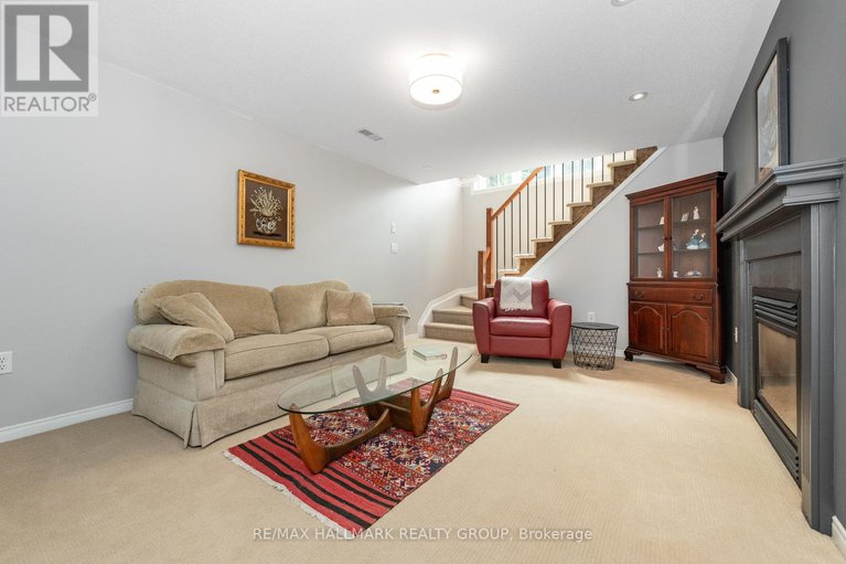 28584278/102-kelso-private/stonebridge/ottawa/ontario/K2J0L9_35