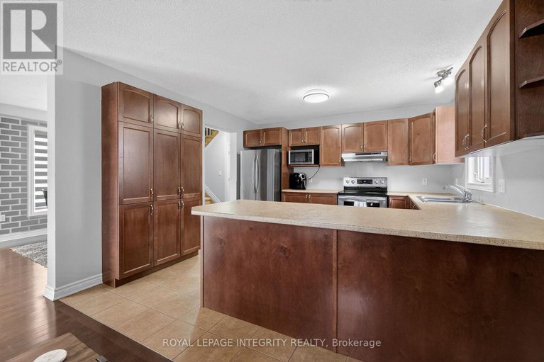 29340778/281-sterling-avenue/clarencerockland-twp/clarence-rockland/ontario/K4K0H9_23