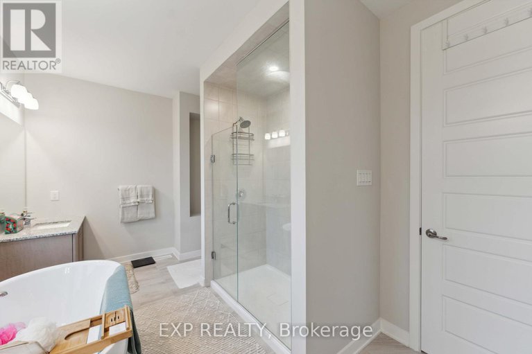 27724869/1053-showman-street-s/ottawa/ontario/K0A2Z0_23