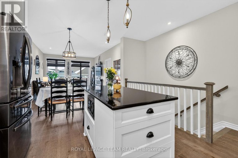 29480858/98-kayenta-street/remainder-of-stittsville-area/ottawa/ontario/K2S2K9_21