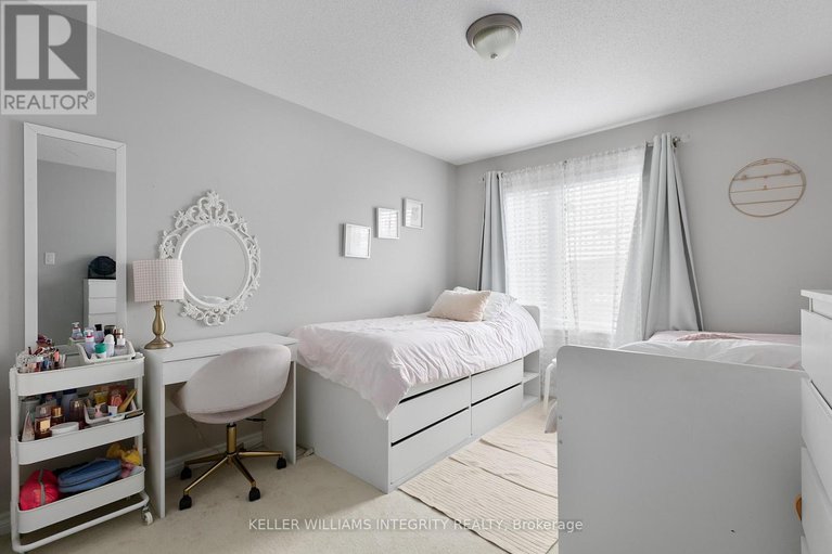 28210045/109-nutting-crescent/riverside-southgloucester-glen/ottawa/ontario/K4M0C3_17