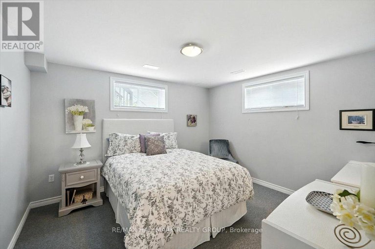 28781614/40-lee-avenue/smiths-falls/smiths-falls/ontario/K7A0A2_19