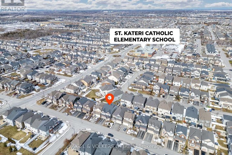 29515516/252-rue-des-soldats-riendeau-street/half-moon-bay/ottawa/ontario/K2J5Z4_46