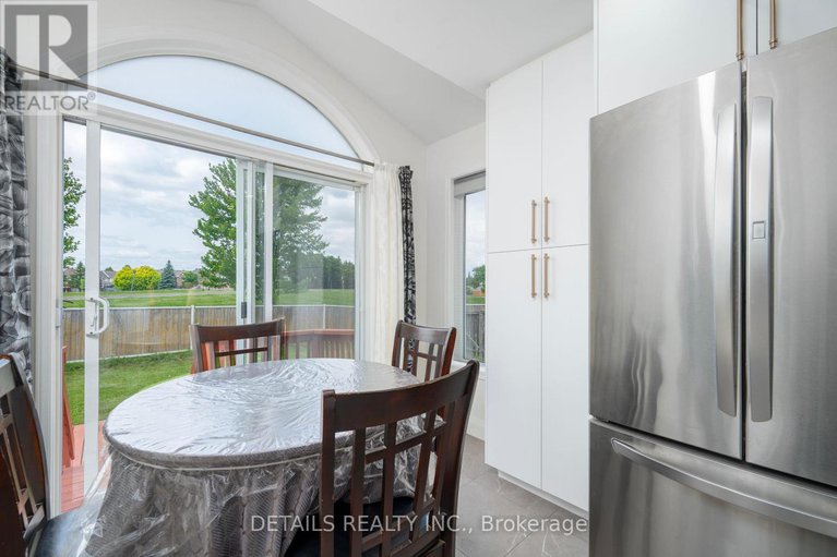 28516304/732-carmella-crescent/avalon-east/ottawa/ontario/K4A4V8_14