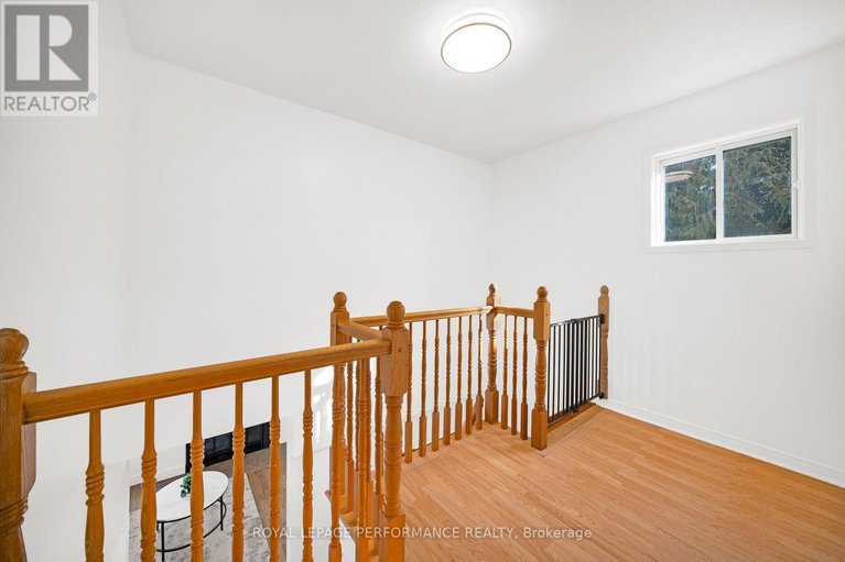 29452599/1557-verchere-street/chateauneuf/ottawa/ontario/K1C7C7_23