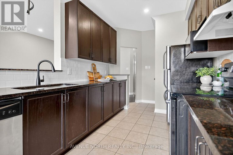 29081355/629-sunburst-street/leitrim/ottawa/ontario/K1T0L1_13