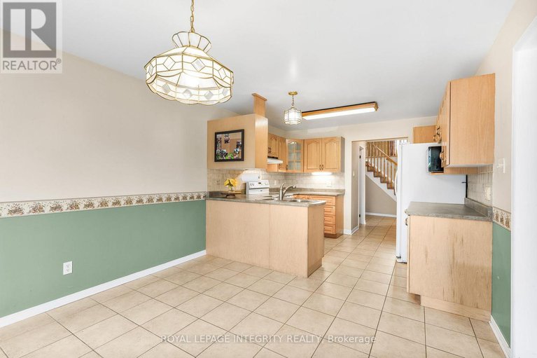 28999815/1659-toulouse-crescent/orleanssunridge/ottawa/ontario/K1C6K5_10