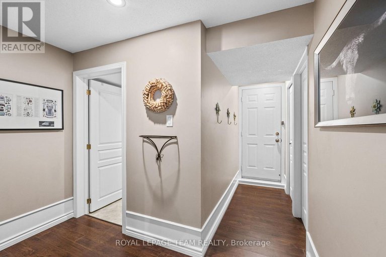 28493440/48-colchester-square/beaverbrook/ottawa/ontario/K2K2X4_29