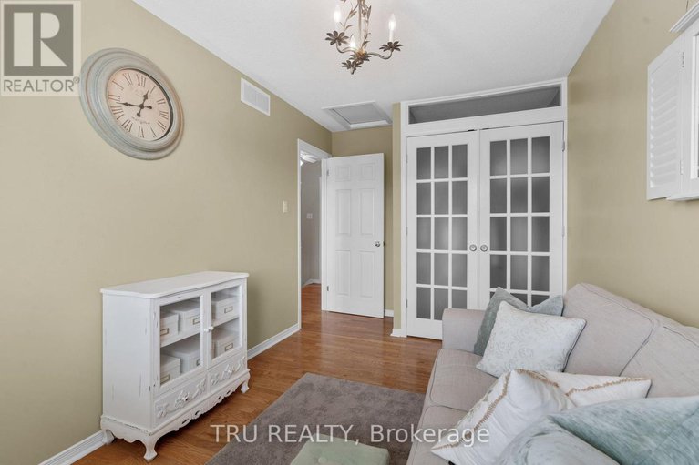 28854765/2023-avenue-o/eastway-gardensindustrial-park/ottawa/ontario/K1G0B1_23