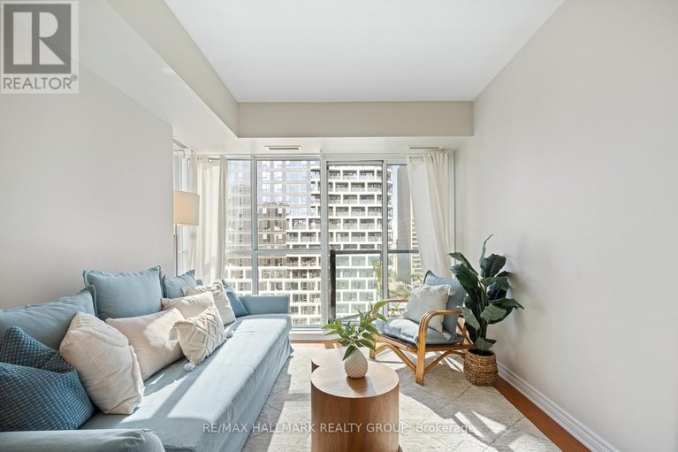 29660874/2103-445-laurier-avenue-w/ottawa-centre/ottawa/ontario/K1R0A2_3