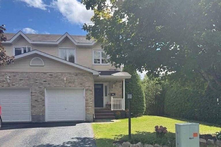 29655709/1-kathleen-crescent/stittsville-central/ottawa/ontario/K2S1L6_2