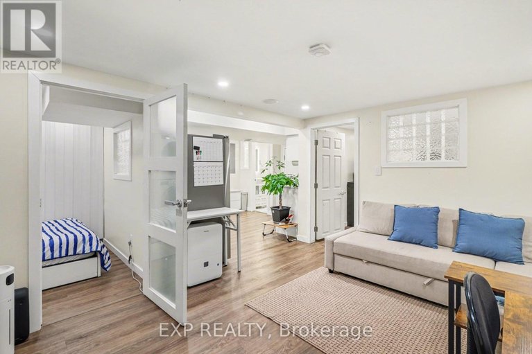 29541777/2332-ogilvie-road/beacon-hill-north/ottawa/ontario/K1J7N6_27