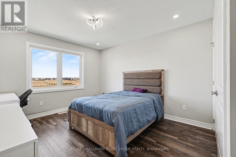 29594611/236-esturgeon-street/avalon-west/ottawa/ontario/K4A1G5_19