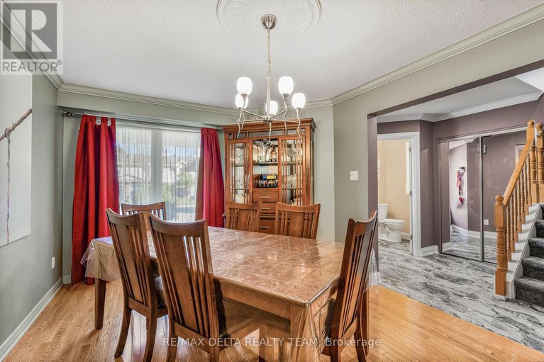 29118051/18-longshire-circle/longfields/ottawa/ontario/K2J4K7_18