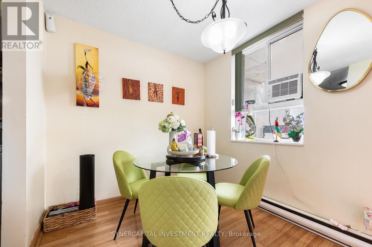 28752551/1202-2000-jasmine-crescent/beacon-hill-south/ottawa/ontario/K1J8K4_8