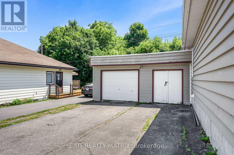 28545282/5795-highway-34-road/vankleek-hill/champlain/ontario/K0B1A0_26