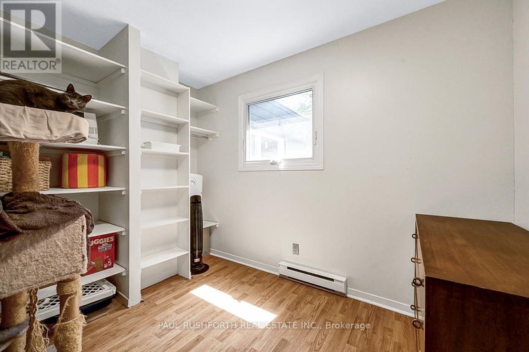 28428555/30-compata-way/blackburn-hamlet-south/ottawa/ontario/K1B4W9_16