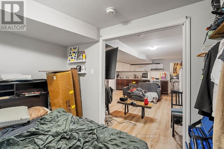 29654523/217-dovercourt-avenue/westborohampton-park/ottawa/ontario/K1Z7H3_42