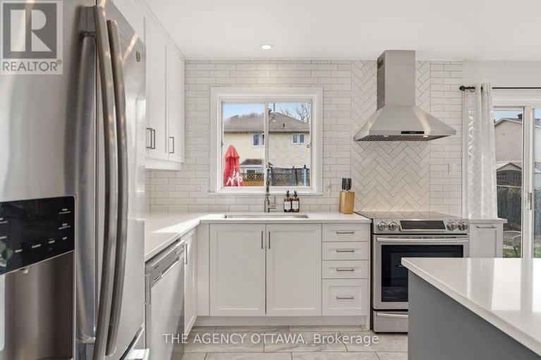 29677270/1625-bottriell-way/fallingbrookpineridge/ottawa/ontario/K4A1W5_11