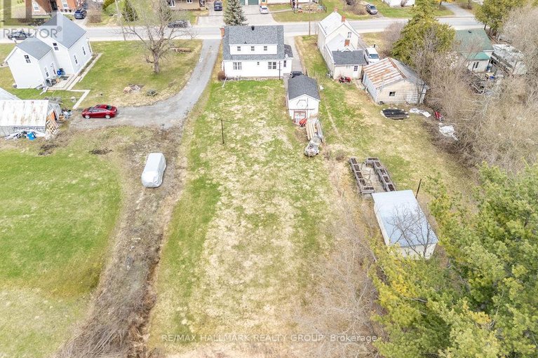 29645048/50-poole-street/mcnabbraeside-twps/mcnabbraeside/ontario/K7S1J2_7