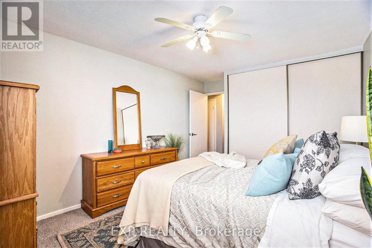 29343758/706-915-elmsmere-road/beacon-hill-south/ottawa/ontario/K1J8H8_23