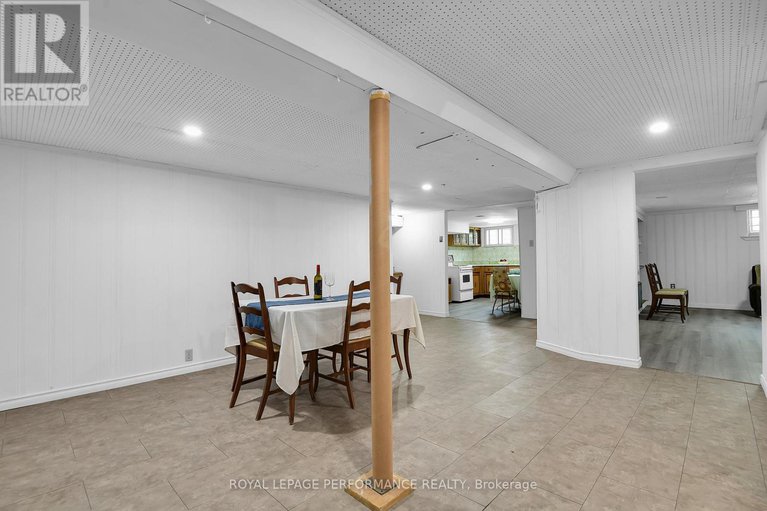28522253/1379-mayview-avenue/carlington/ottawa/ontario/K1Z8H6_23