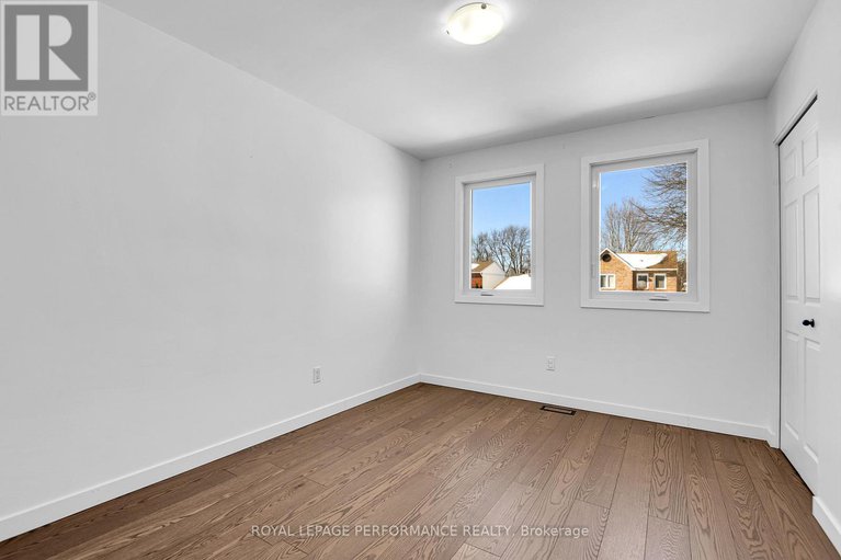 29424885/2722-wyldewood-street/emerald-woodssawmill-creek/ottawa/ontario/K1T2R9_27