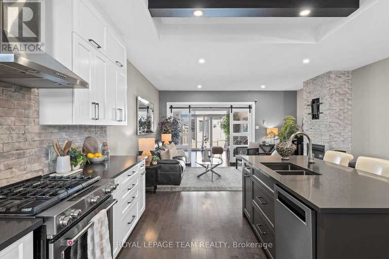 28752380/14-granite-street/clarencerockland-twp/clarence-rockland/ontario/K4K0J2_9