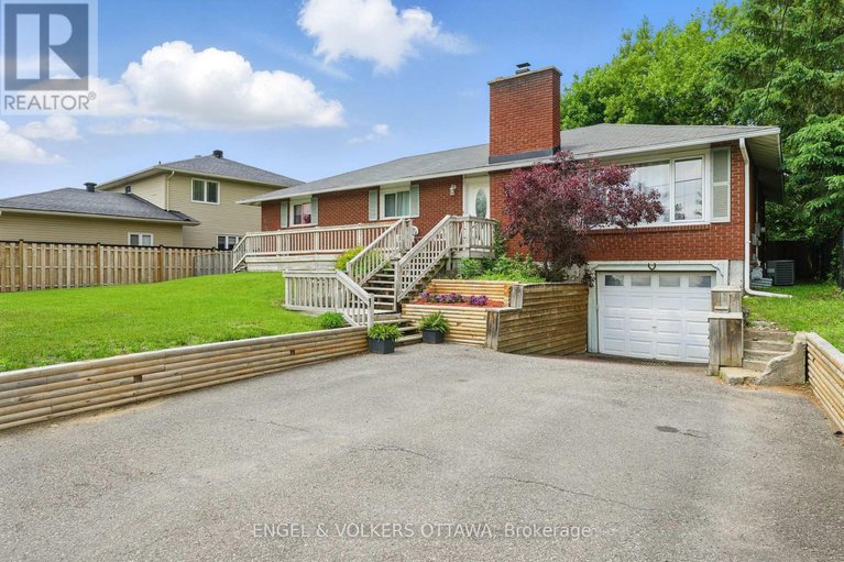 28017649/1427-rosebella-avenue/blossom-parkkemp-parkfindlay-creek/ottawa/ontario/K1T1E5_2