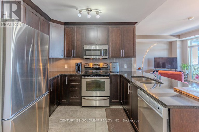 29357837/7-20-prestige-circle/chatelaine-village/ottawa/ontario/K4A0W9_6
