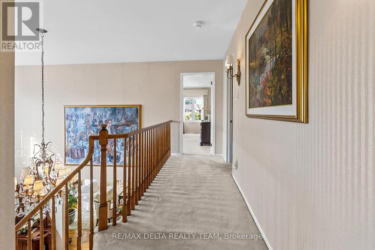 29580108/11-garand-place/urbandale-acres/ottawa/ontario/K1H8M1_18