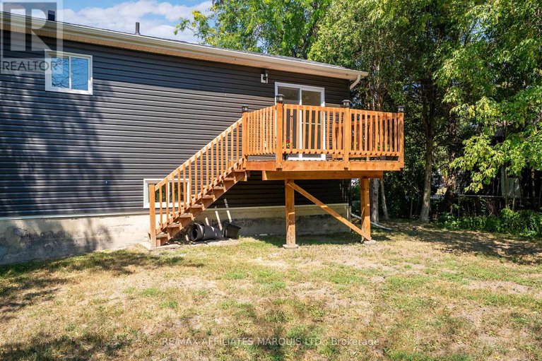28797294/18222-patrick-street/south-glengarry-charlottenburgh-twp/south-glengarry/ontario/K0C2J0_44
