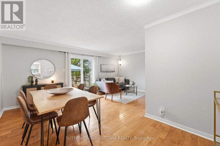 29617710/3907e-old-richmond-road/arbeatha-park/ottawa/ontario/K2H8T8_14