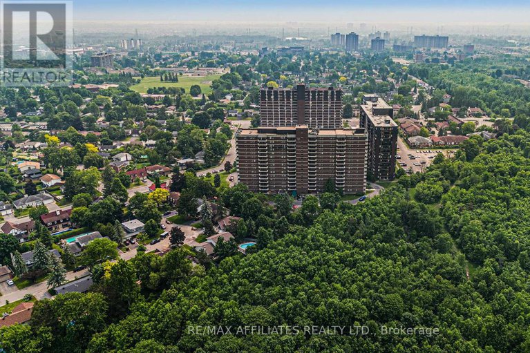 28447664/211-1705-playfair-drive/playfair-park/ottawa/ontario/K1H8P6_24