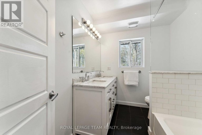 28492503/9-burnbank-street/grenfell-glen/ottawa/ontario/K2G0H2_36