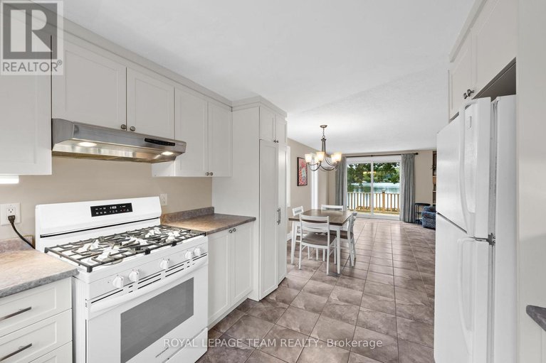 29064420/1119-firefly-lane/manotick-south-to-roger-stevens/ottawa/ontario/K4M0T6_18