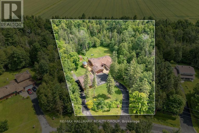 28550046/206-deerwood-drive/fitzroy-ward-south-west/ottawa/ontario/K0A2H0_35