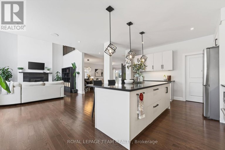 29397818/138-stonemeadow-drive/bridlewood/ottawa/ontario/K2M0G9_17