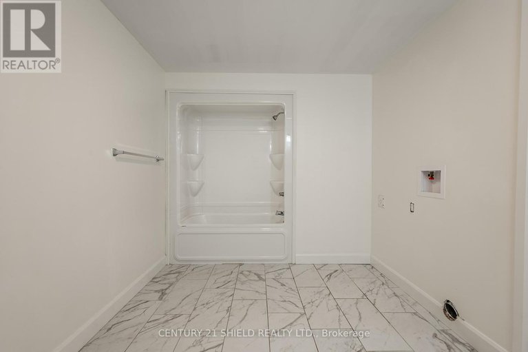 28752287/6371-monument-way/lancaster/south-glengarry/ontario/K0C2C0_30