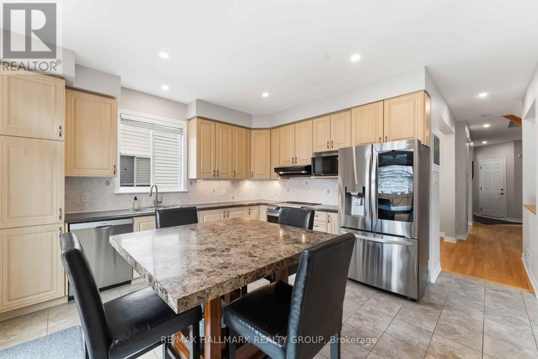 29678879/22-oak-grove-street/barrhaven-east/ottawa/ontario/K2G6R4_11