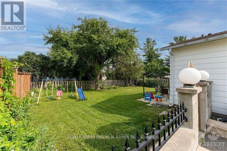 28768216/29-courtney-road/glencairnhazeldean/ottawa/ontario/K2L1M1_23